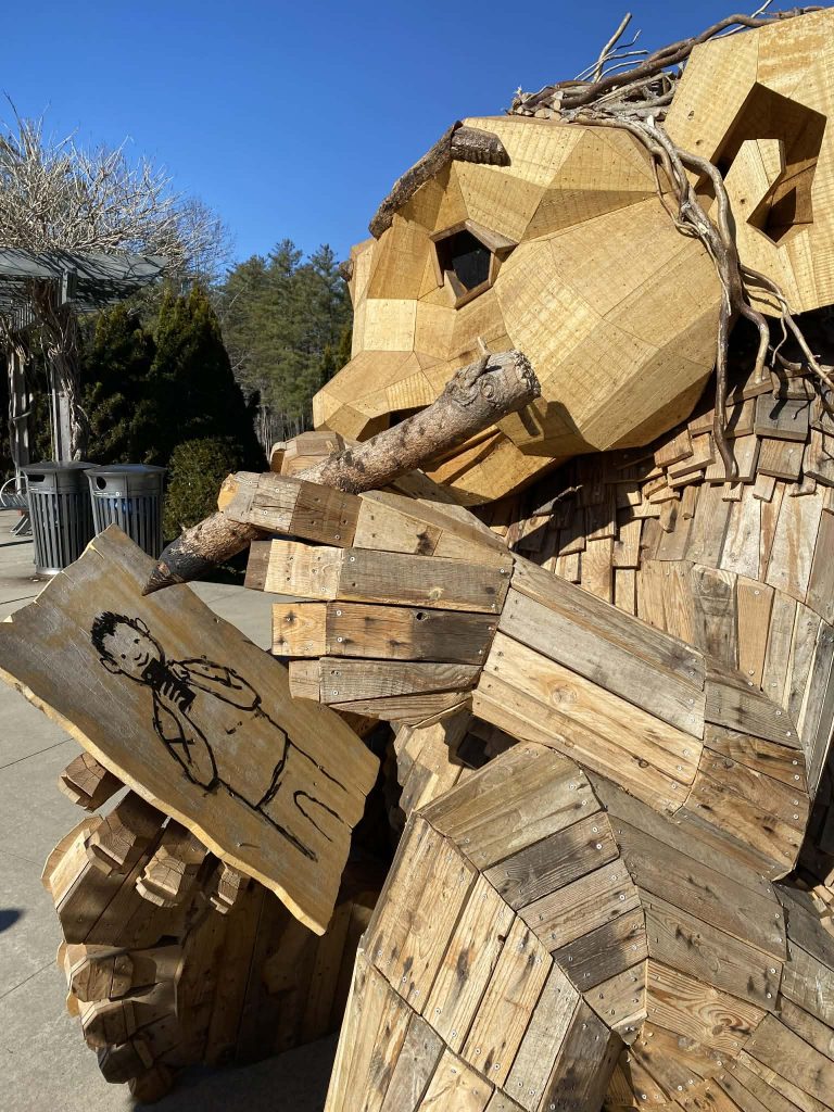 Troll Number 144 - Thomas Dambo